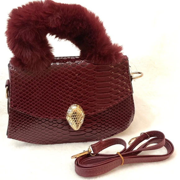 Wine Burgundy Faux Fur and Snakeskin Top Handle Handbag with shoulder strap - Picture 4 of 16
